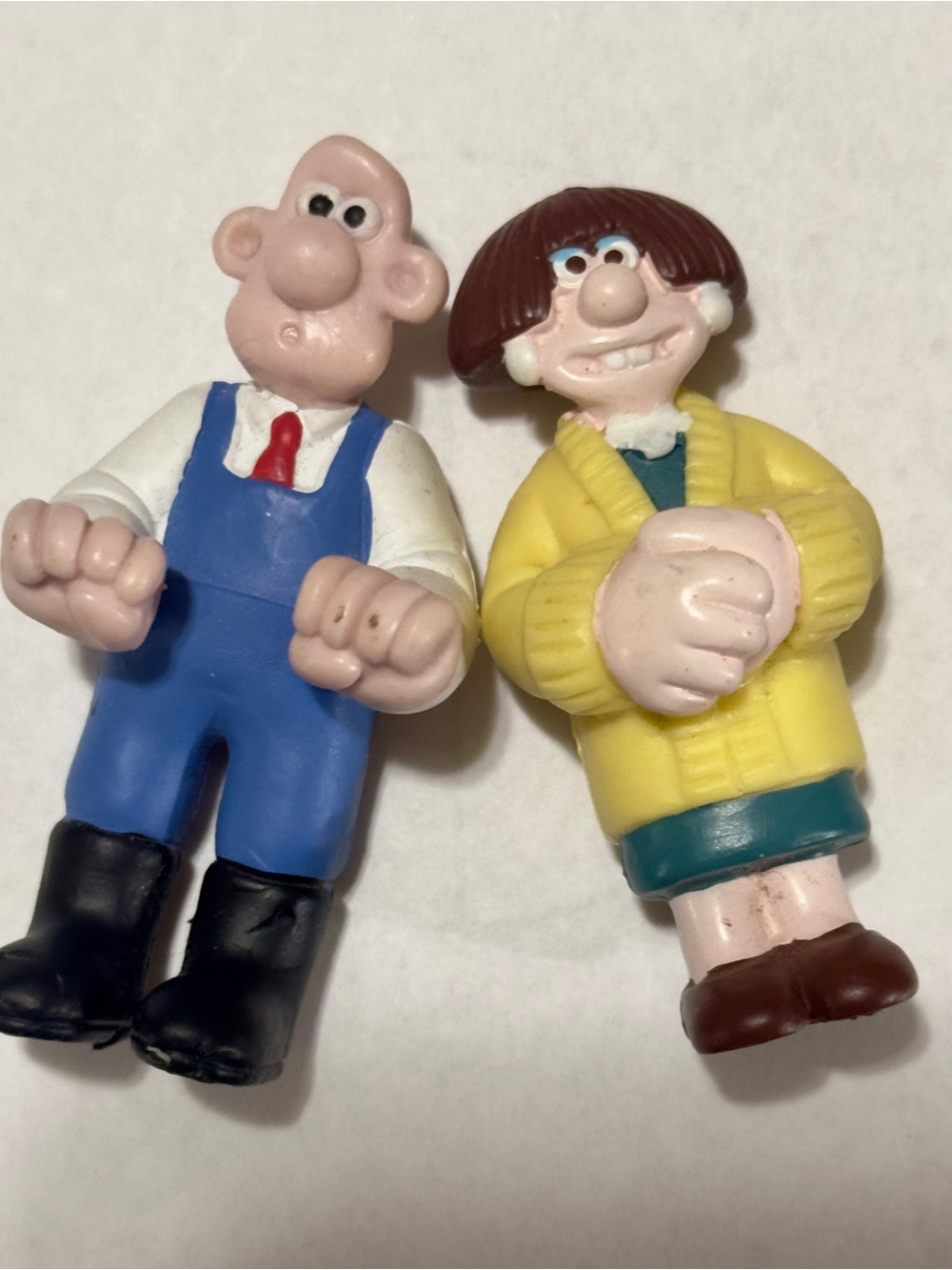 Vintage 1989 Wallace and Gromit Figures. Height 2.5" ( 6.5 cm )